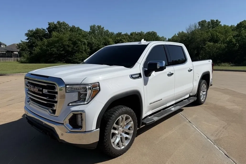 2021 Gmc Sierra 1500 SLT photo 1