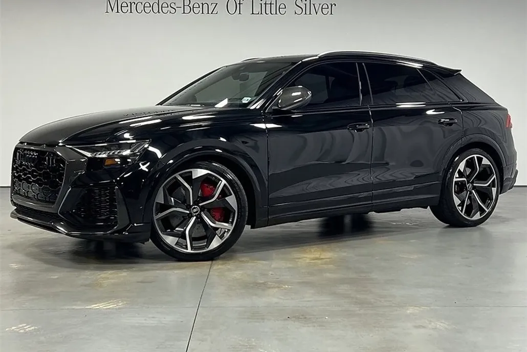 2022 Audi RS Q8 photo 1
