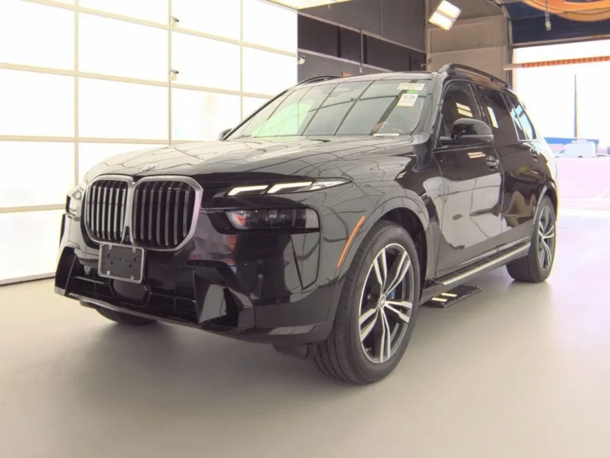 2023 Bmw X7 xDrive40i photo 1