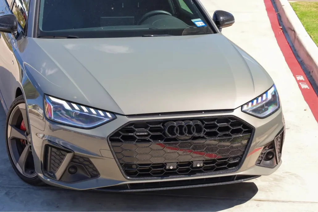 2024 Audi A4 S line Premium Plus photo 1