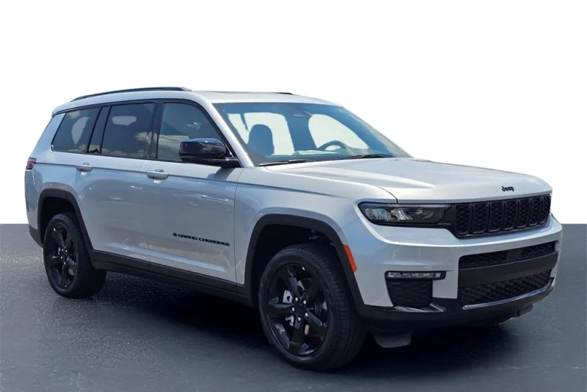 2025 Jeep Grand Cherokee Limited photo 1
