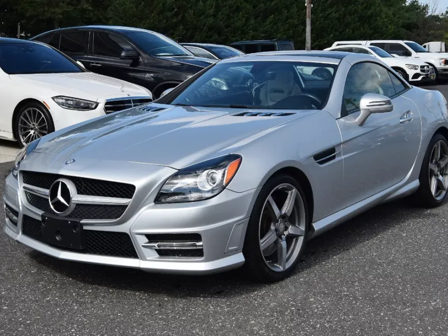 2015 Mercedes Benz SLK 250 photo 1