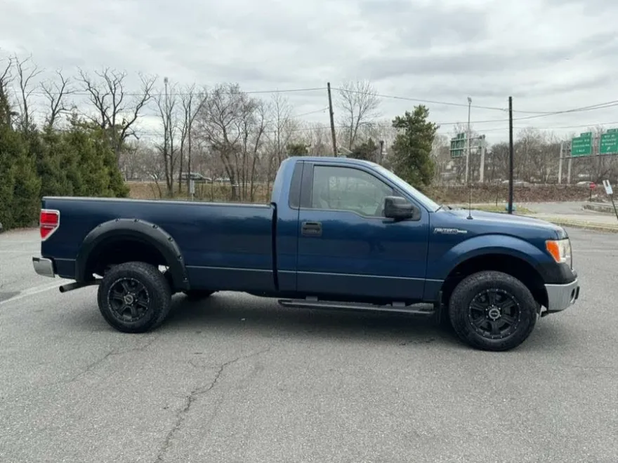 2014 Ford F-150 XL photo 9