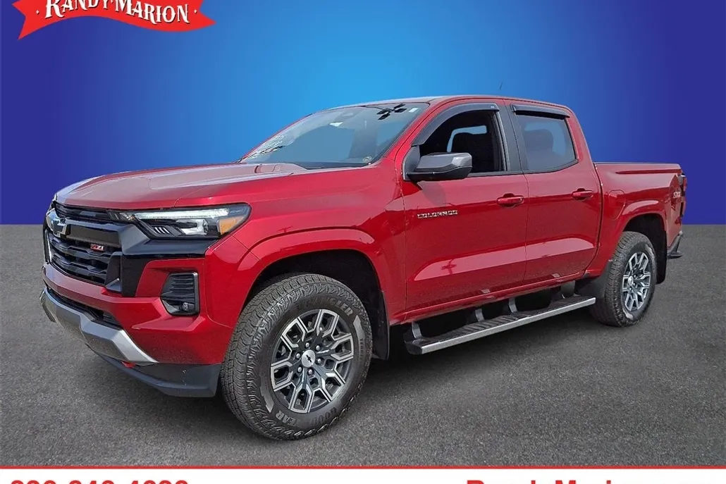 2025 Chevrolet Colorado Z71 photo 1