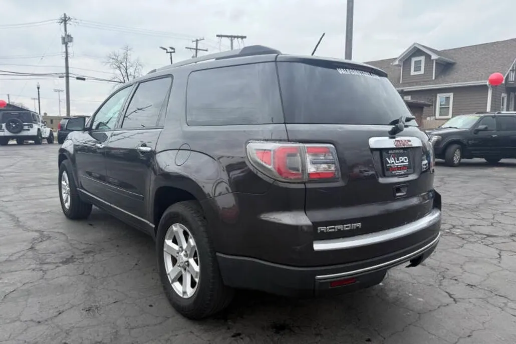 2014 Gmc Acadia SLE photo 1