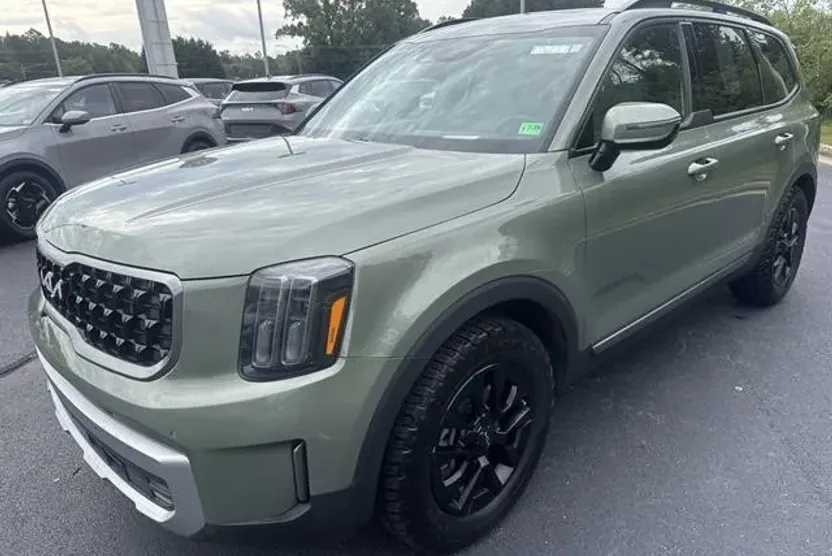 2023 Kia Telluride X-Pro photo 1