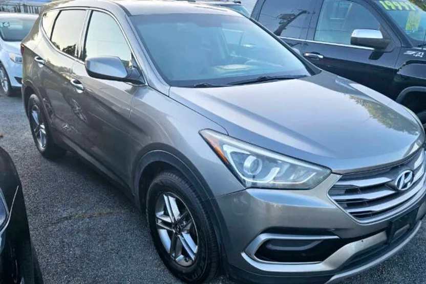 2017 Hyundai Santa Fe Sport Base photo 1