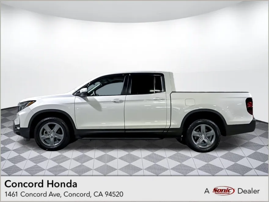 2023 Honda Ridgeline RTL photo 1