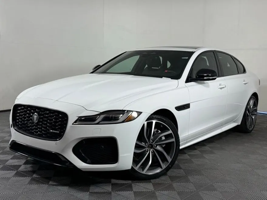 2024 Jaguar XF R-Dynamic SE photo 1