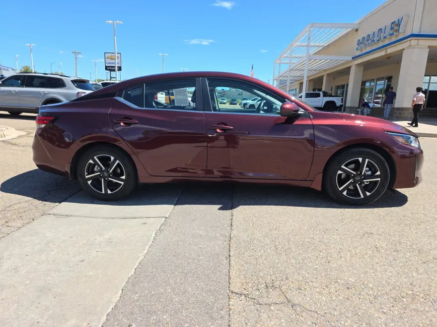 2025 Nissan Sentra SV photo 1