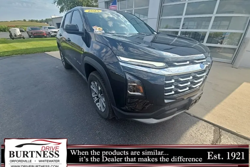 2025 Chevrolet Equinox LT photo 1