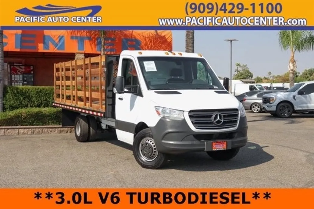 2019 Mercedes Benz Sprinter 4500 Standard Roof photo 1
