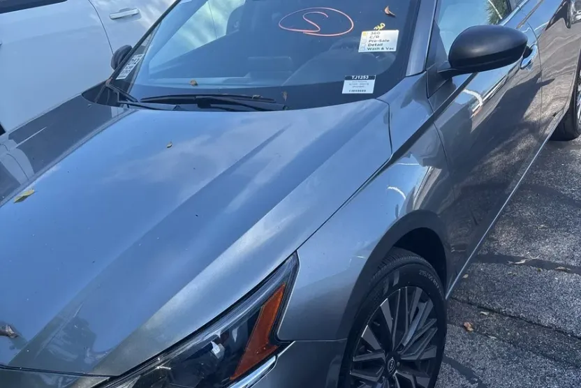 2025 Nissan Altima 2.5 SV photo 1