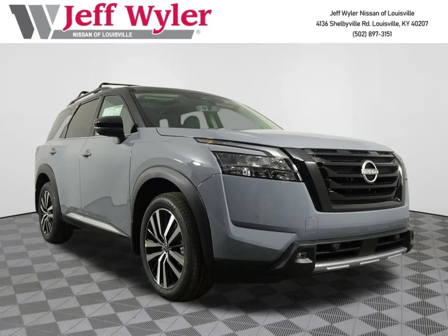 2025 Nissan Pathfinder Platinum photo 1