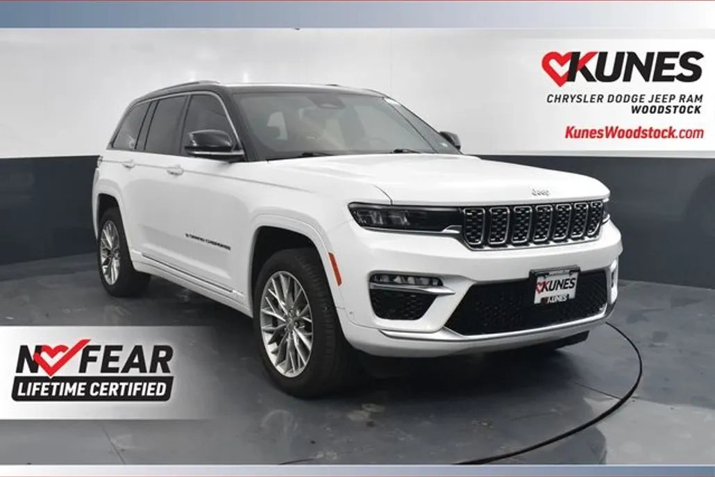 2022 Jeep Grand Cherokee Summit photo 1