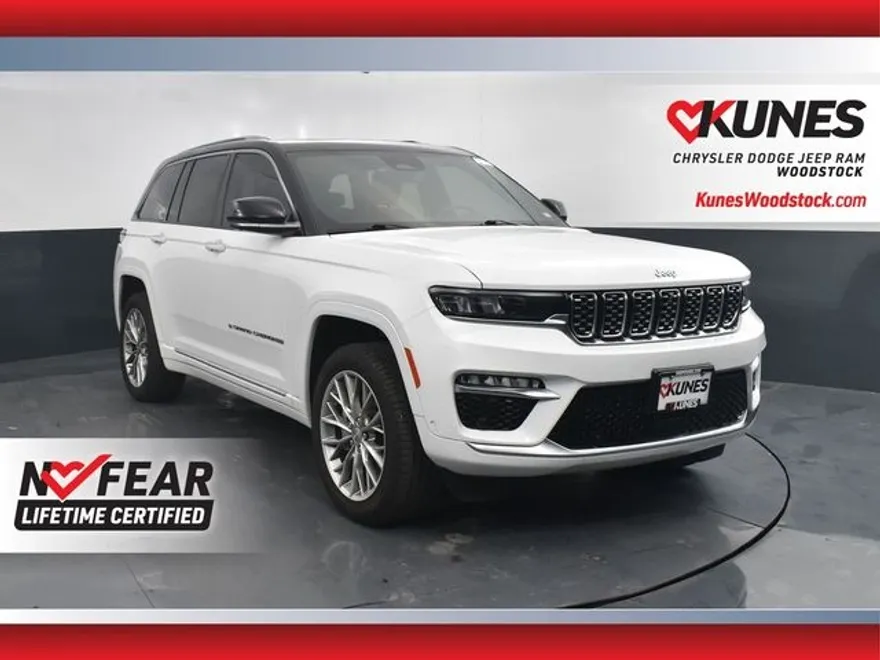 2022 Jeep Grand Cherokee Summit photo 1