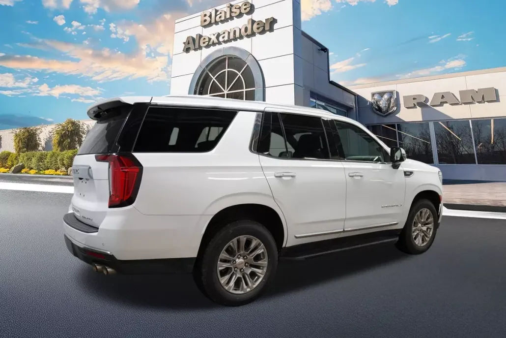 2023 Gmc Yukon Denali photo 1