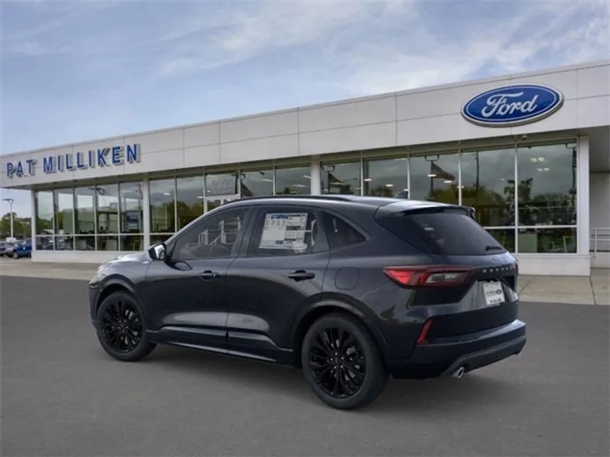 2026 Ford Escape Hybrid ST-Line Elite photo 1