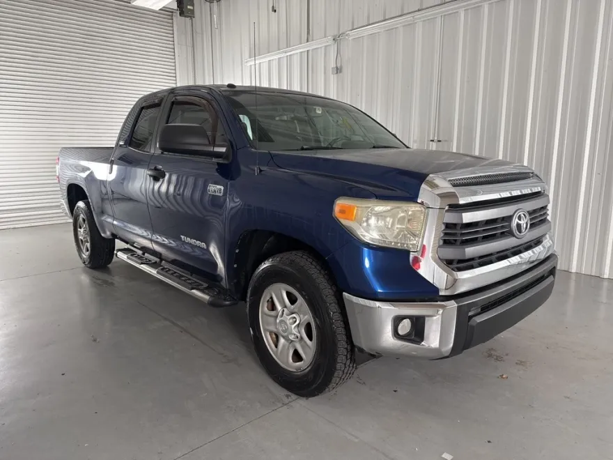 2014 Toyota Tundra SR5 photo 1