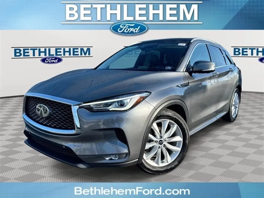 2019 Infiniti QX50 Essential photo 1