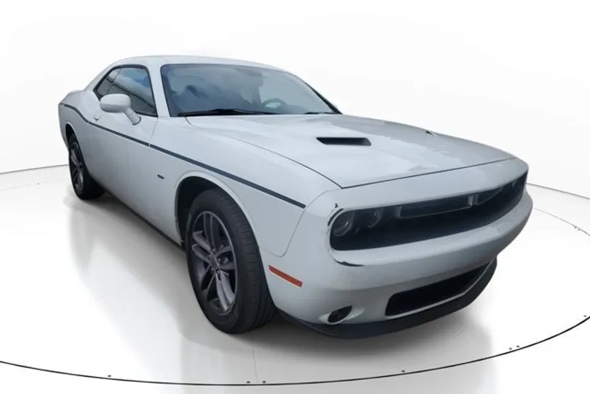 2018 Dodge Challenger GT photo 1