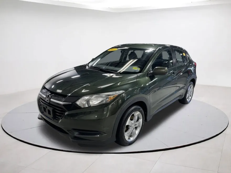 2017 Honda HR-V LX photo 1