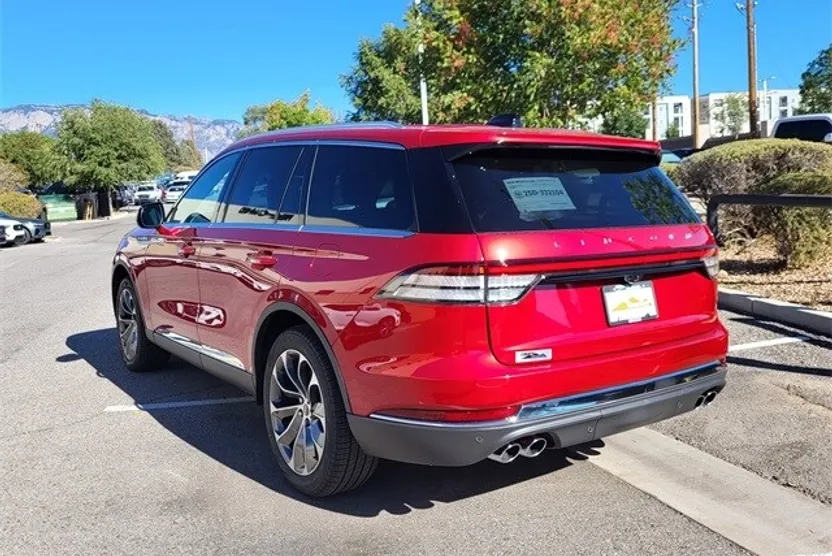 2025 Lincoln Aviator Reserve photo 1