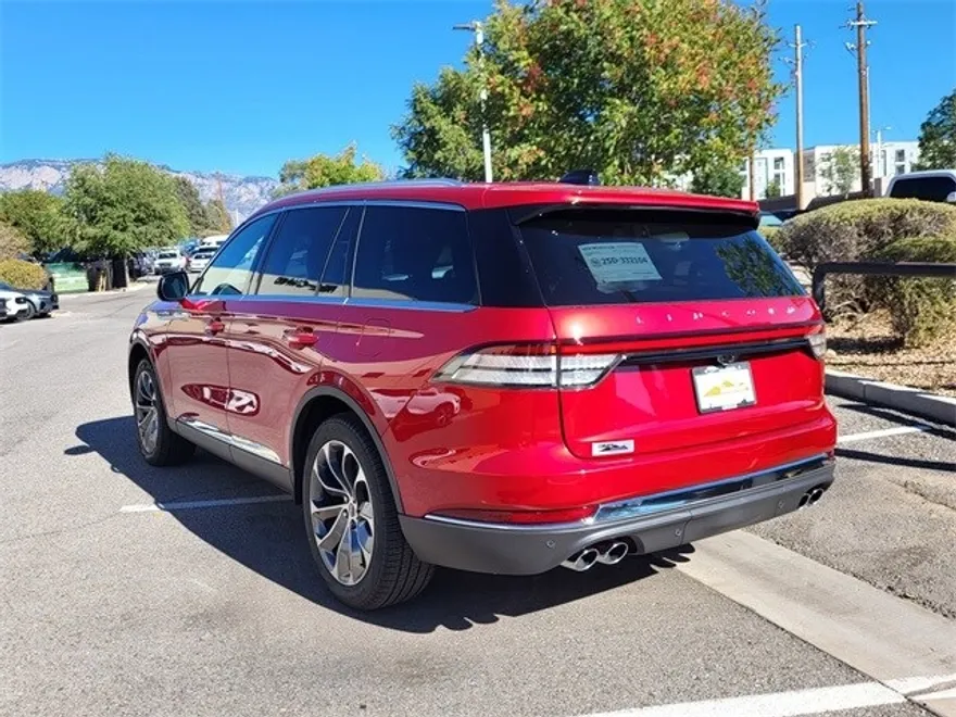 2025 Lincoln Aviator Reserve photo 1