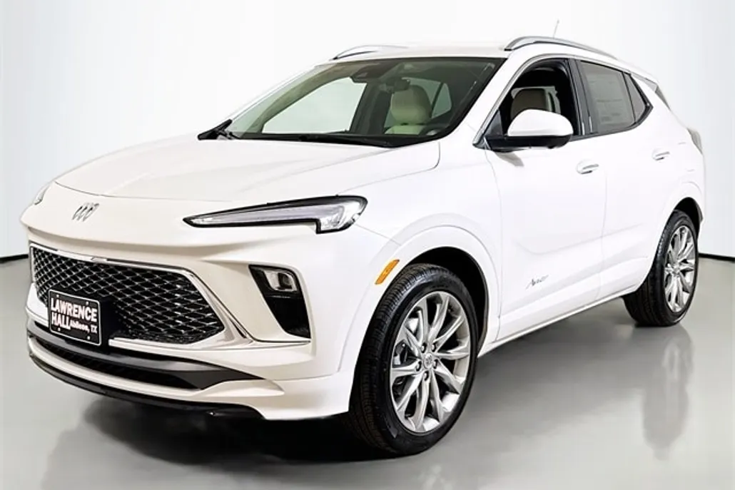 2025 Buick Encore GX Avenir photo 1