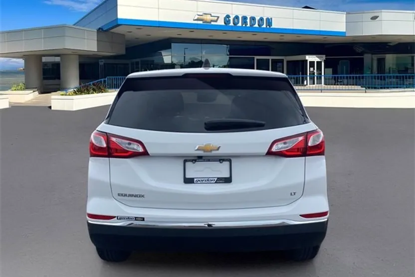 2021 Chevrolet Equinox LT photo 1