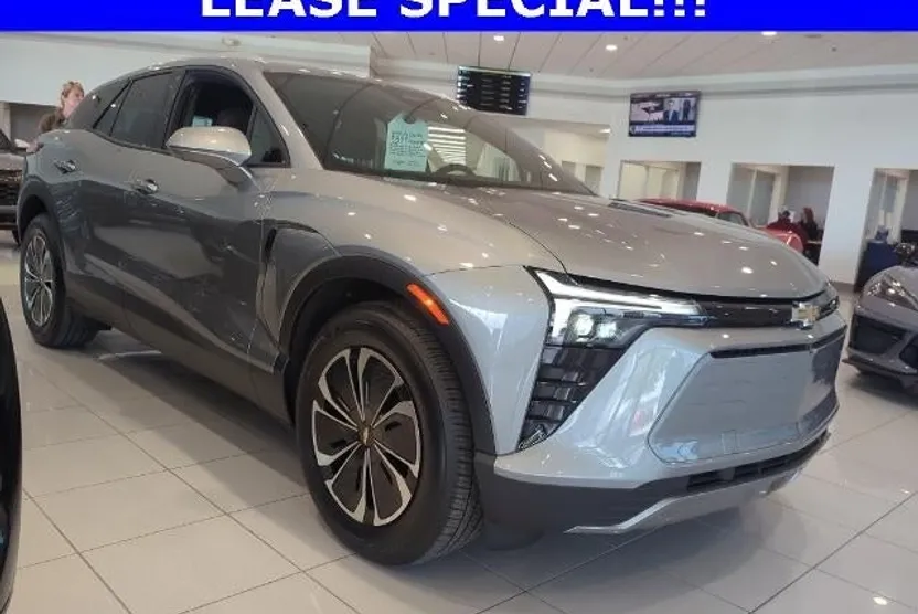 2024 Chevrolet Blazer EV photo 1