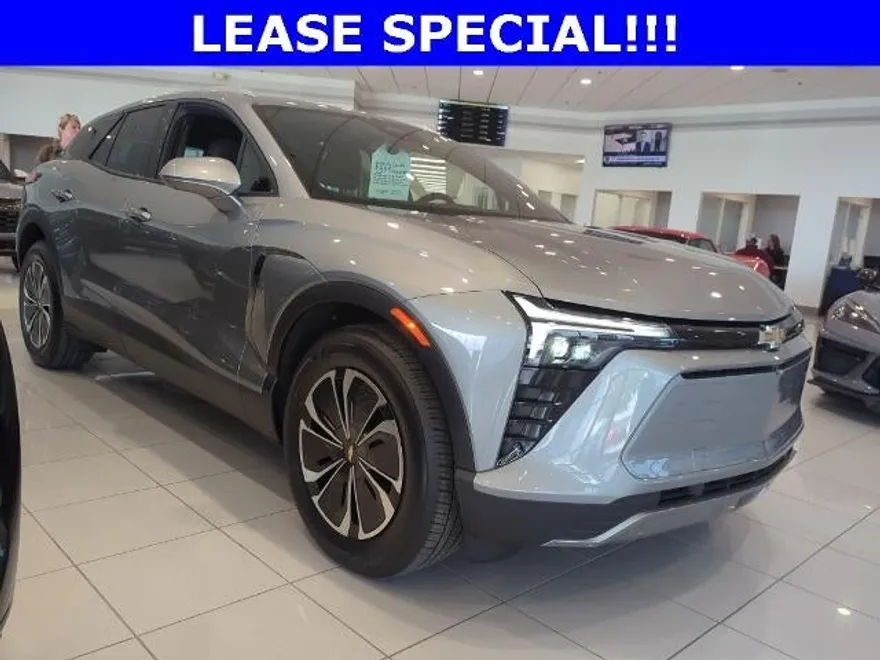 2024 Chevrolet Blazer EV photo 1