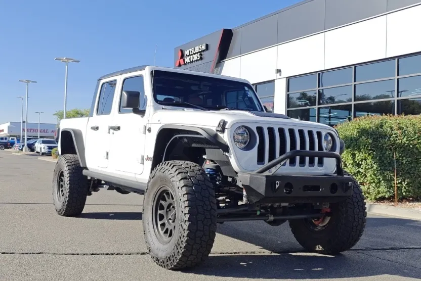 2020 Jeep Gladiator Rubicon photo 1