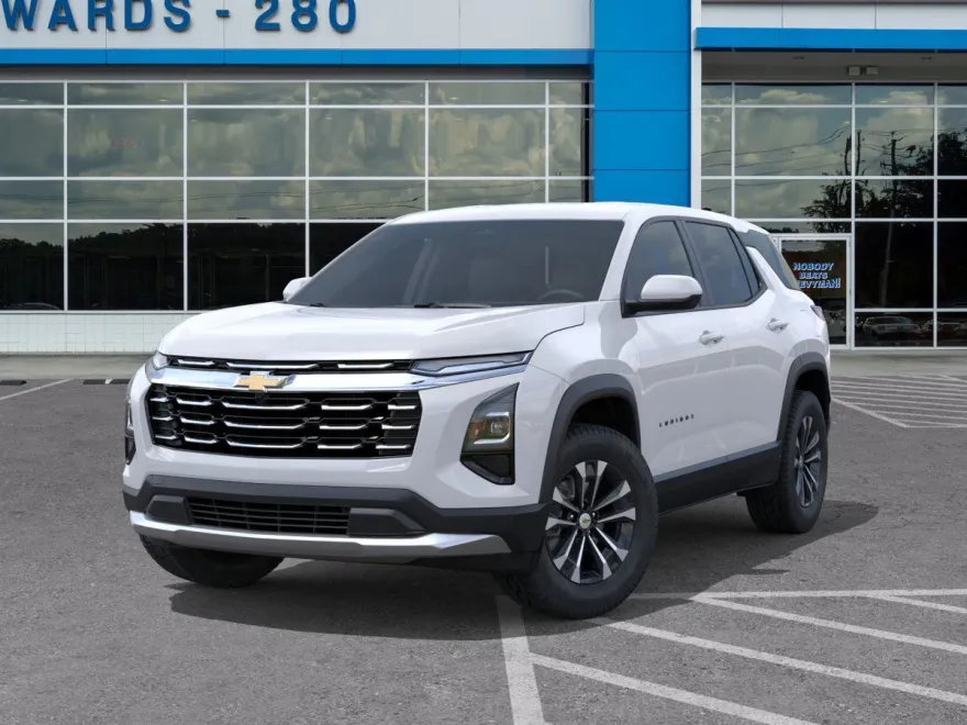 2026 Chevrolet Equinox LT photo 1