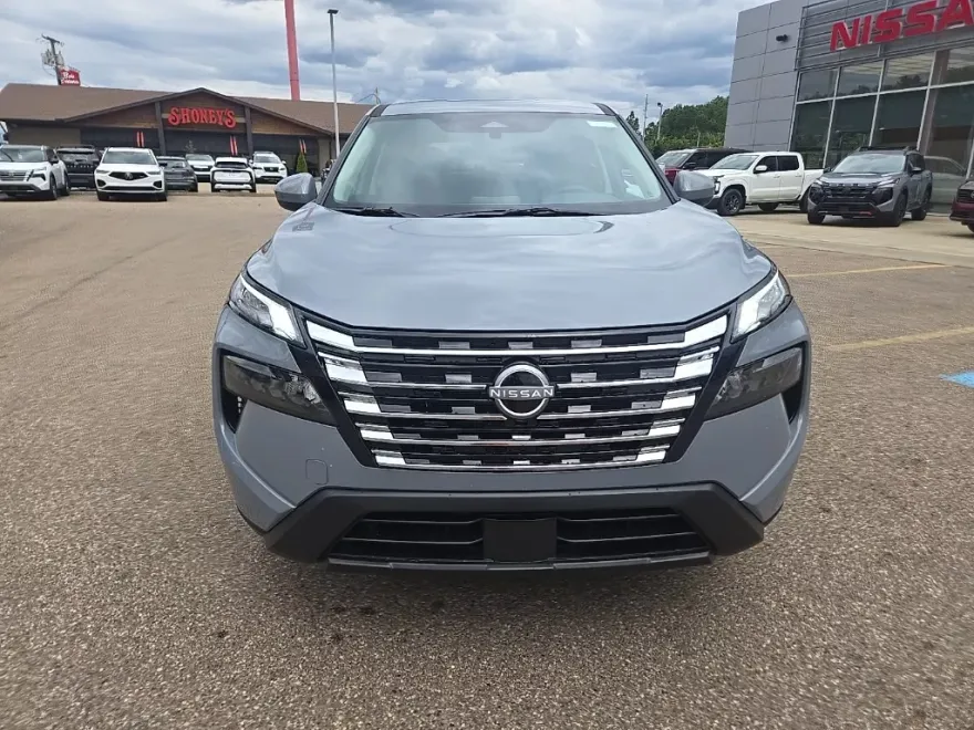 2026 Nissan Rogue SV photo 1