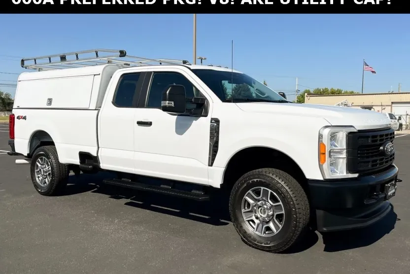 2023 Ford F-250 photo 1