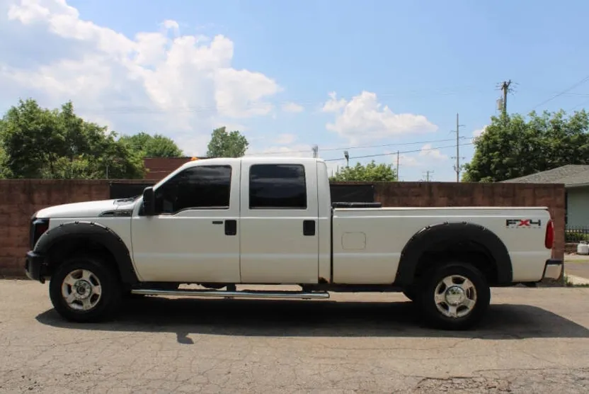 2011 Ford F-250 XLT photo 1