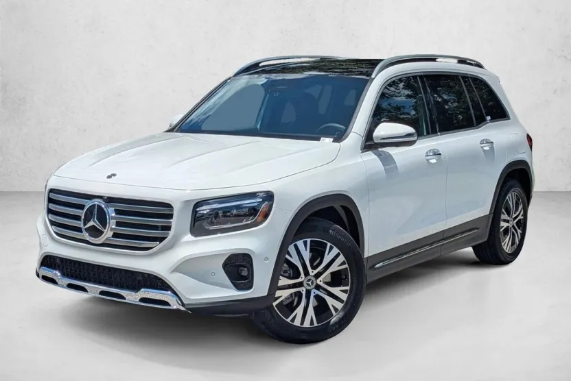 2025 Mercedes Benz GLB 250 photo 1