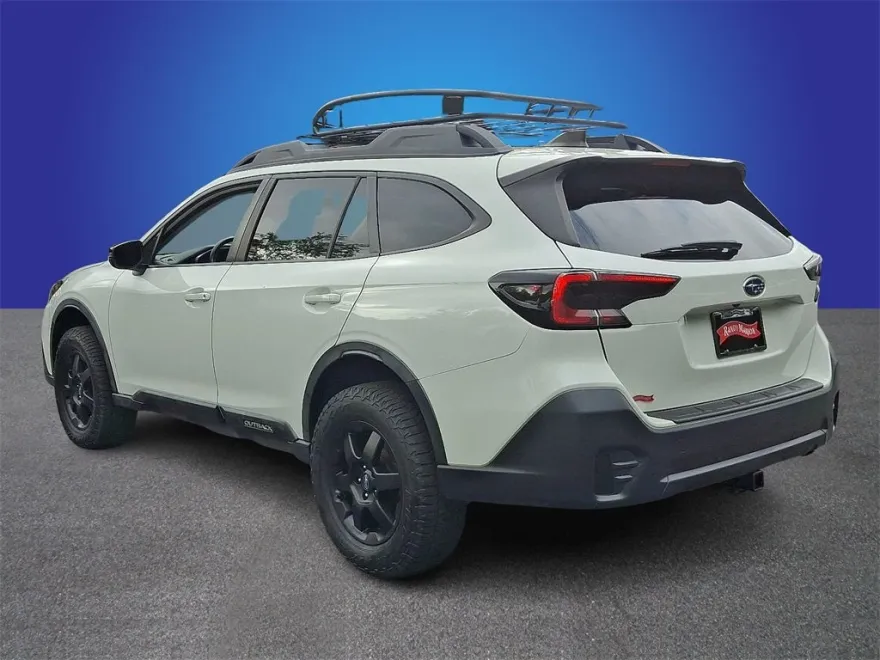 2020 Subaru Outback Onyx Edition XT photo 1