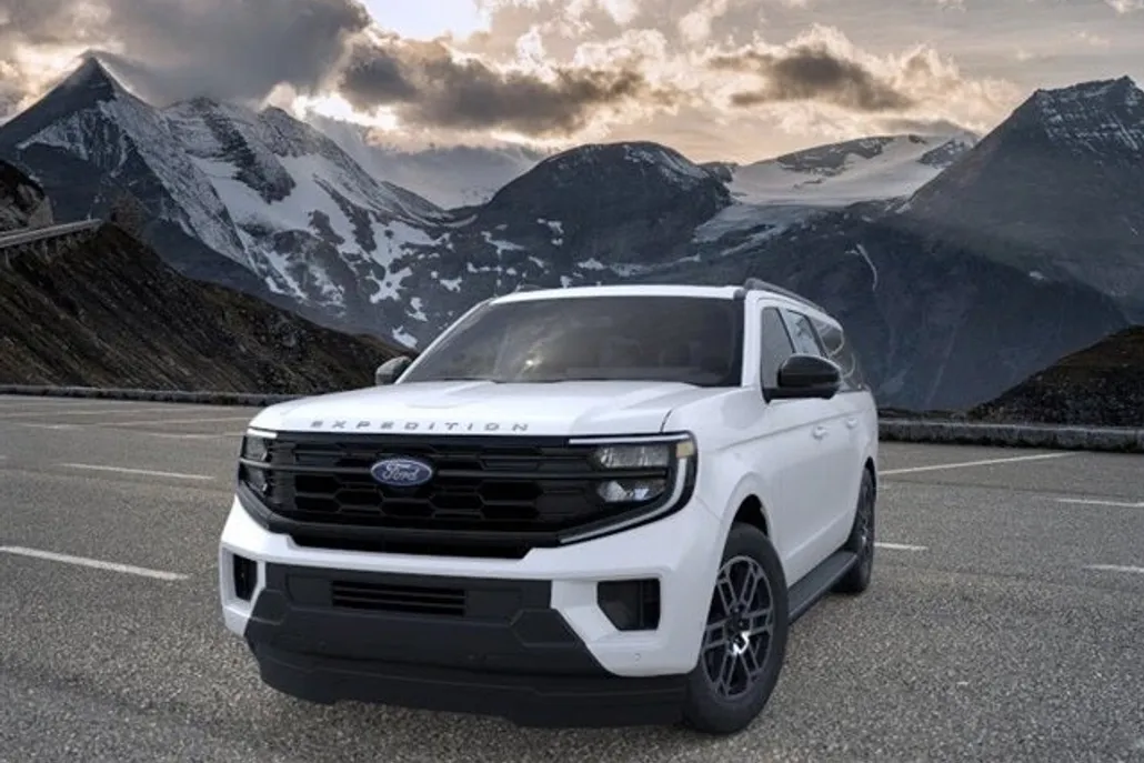 2025 Ford Expedition MAX photo 1