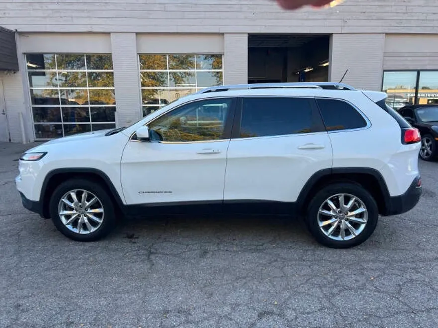 2015 Jeep Cherokee Limited photo 1