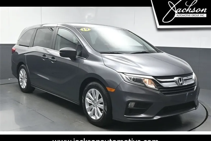 2019 Honda Odyssey LX photo 1
