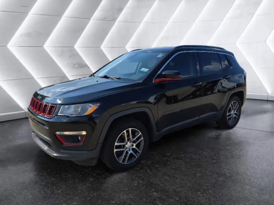 2020 Jeep Compass Latitude photo 1