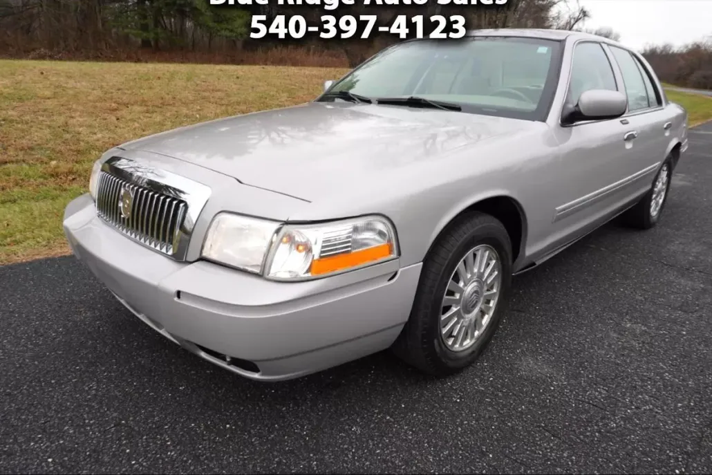 2006 Mercury Grand Marquis GS photo 1