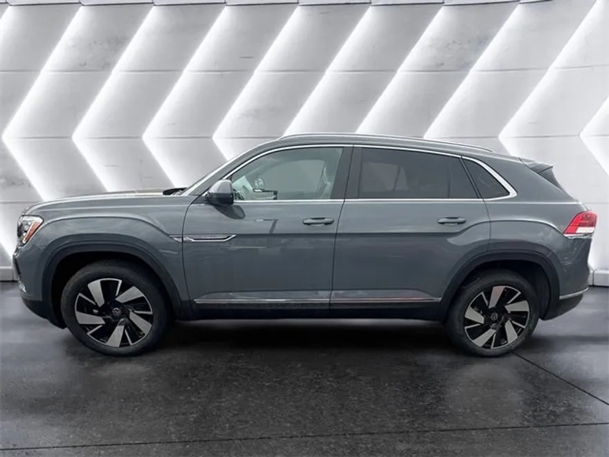 2024 Volkswagen Atlas Cross Sport SEL photo 1