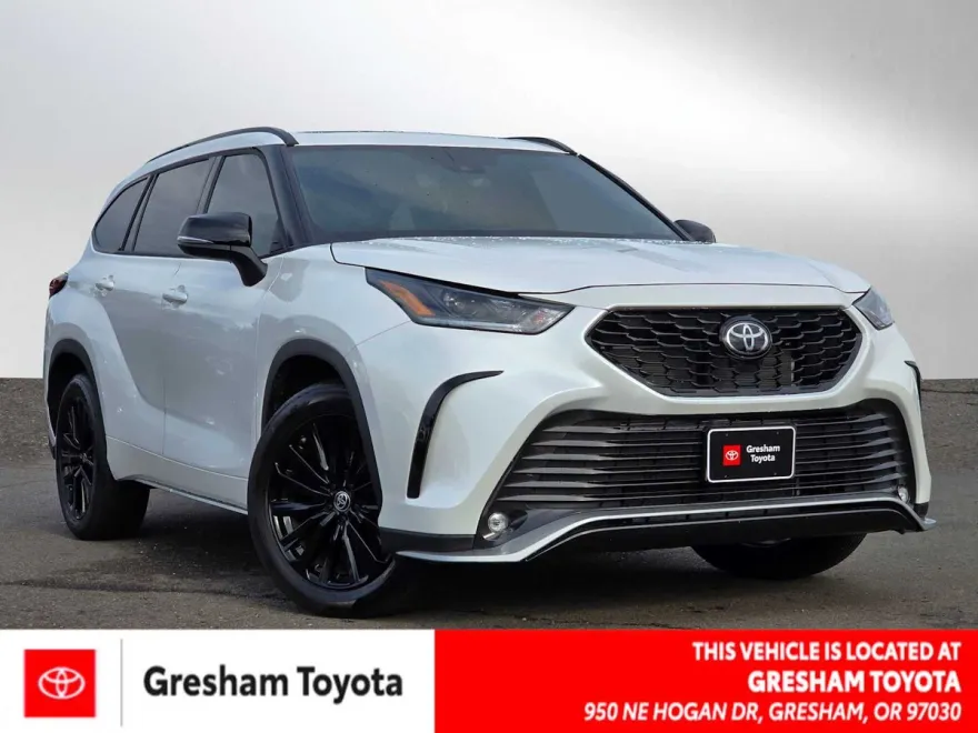 2025 Toyota Highlander XSE photo 1