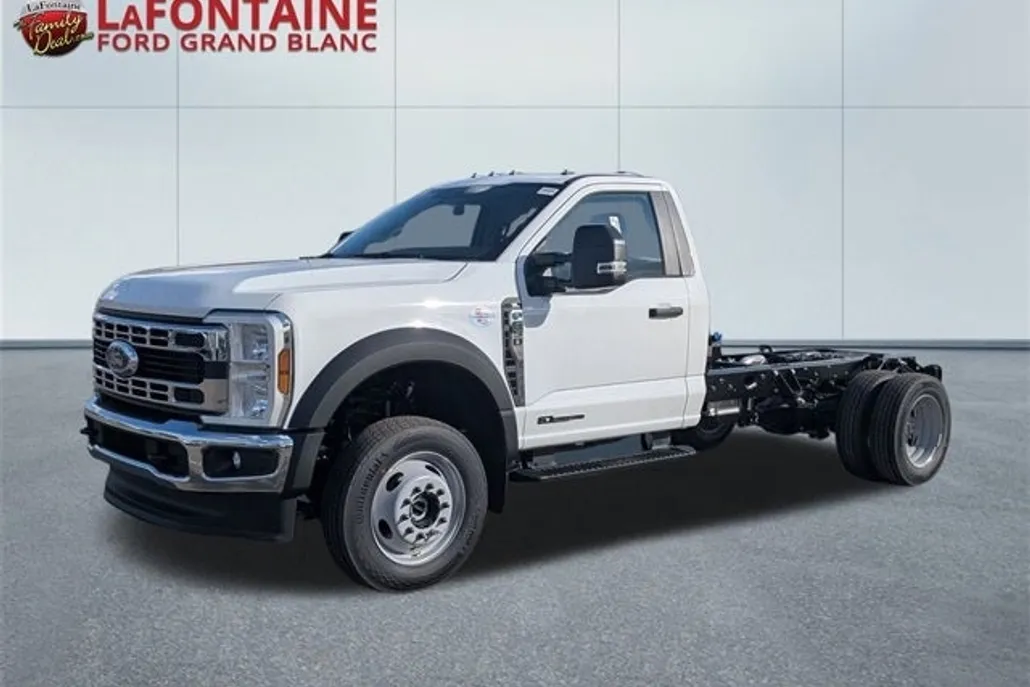 2026 Ford F-550 photo 1