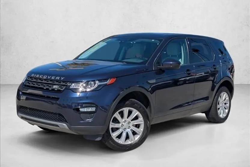 2016 Land Rover Discovery Sport SE photo 1