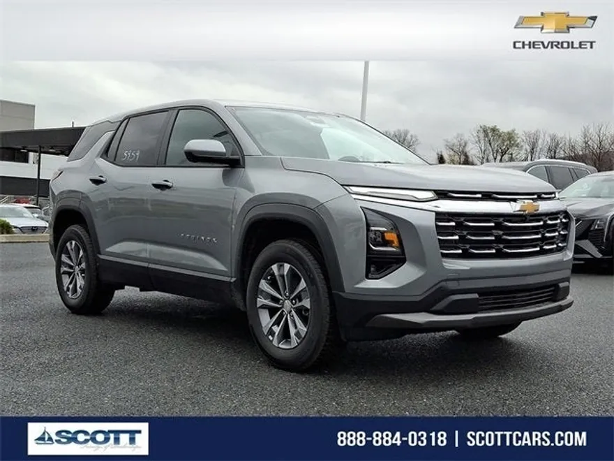 2025 Chevrolet Equinox LT photo 1