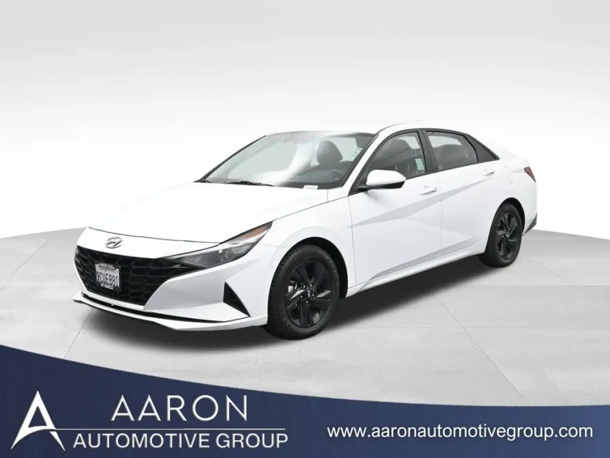 2023 Hyundai Elantra Blue photo 1